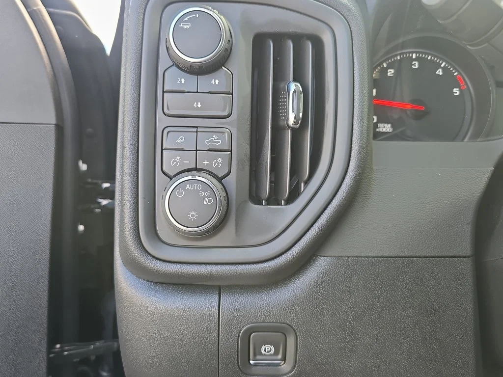 2026 Chevrolet Silverado 2500 HD Custom - Photo 27