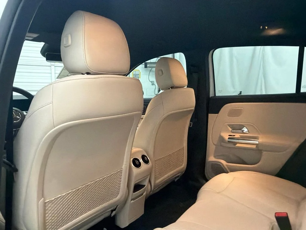 New 2026 White Mercedes-Benz GLA 250 image 17