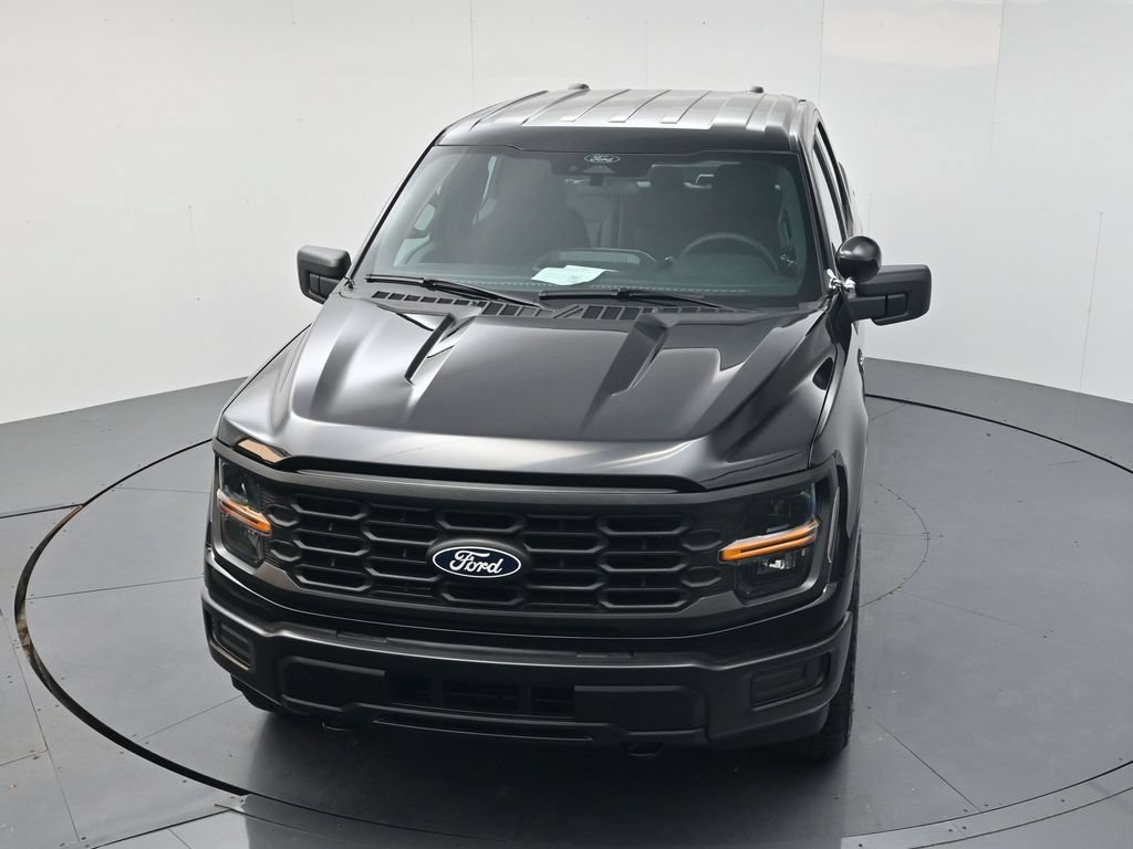 Used 2025 Black Metallic Ford XL image 38