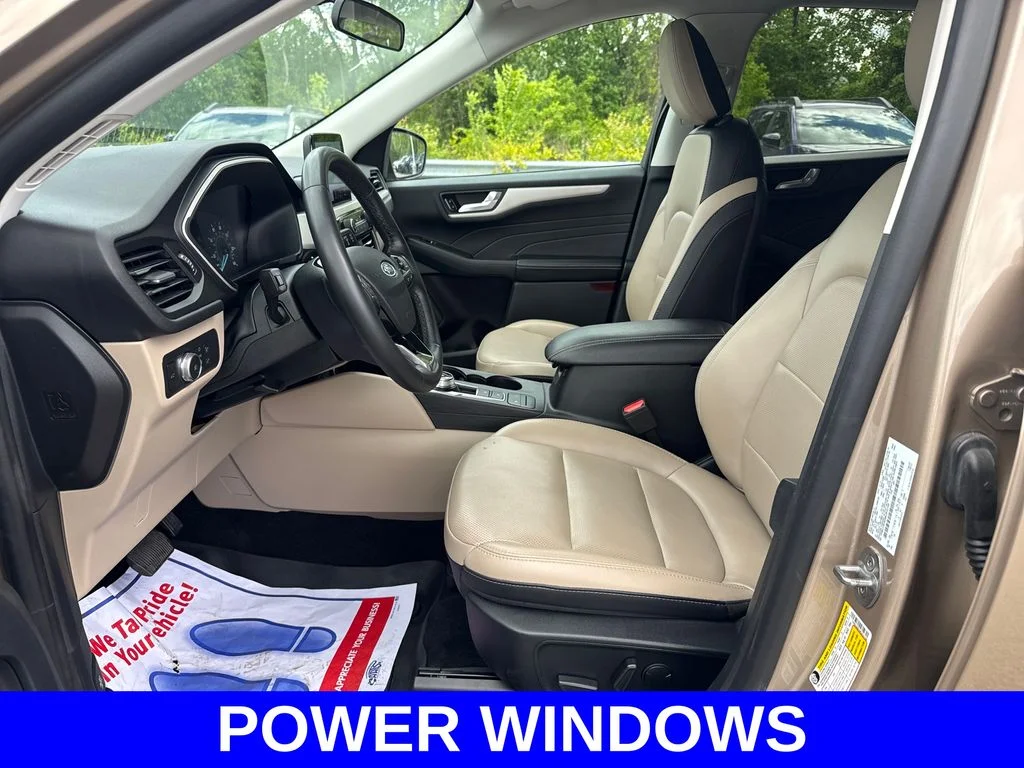 Used 2021 Gold Ford SEL image 16