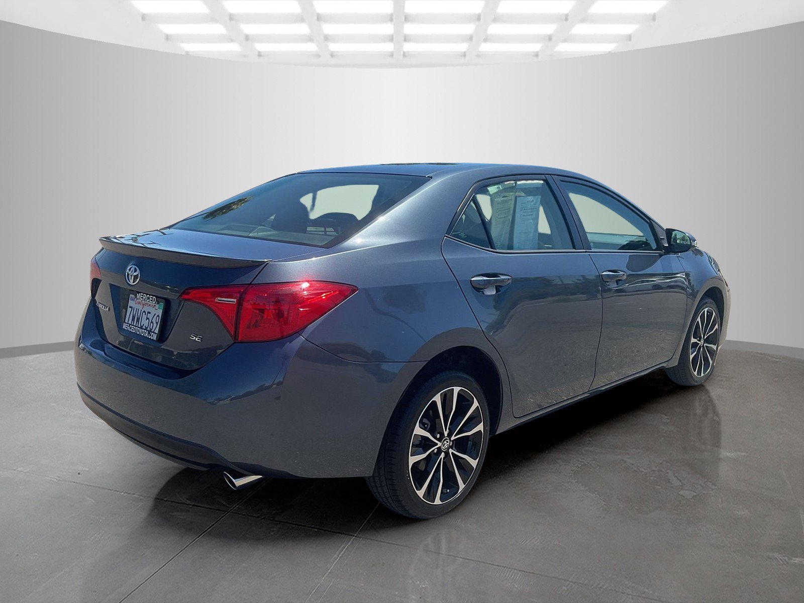Certified Used 2017 Slate Metallic Toyota SE image 5
