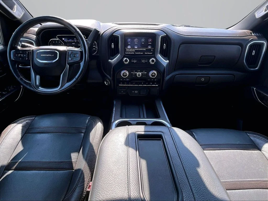 Used 2020 Black GMC Denali image 16