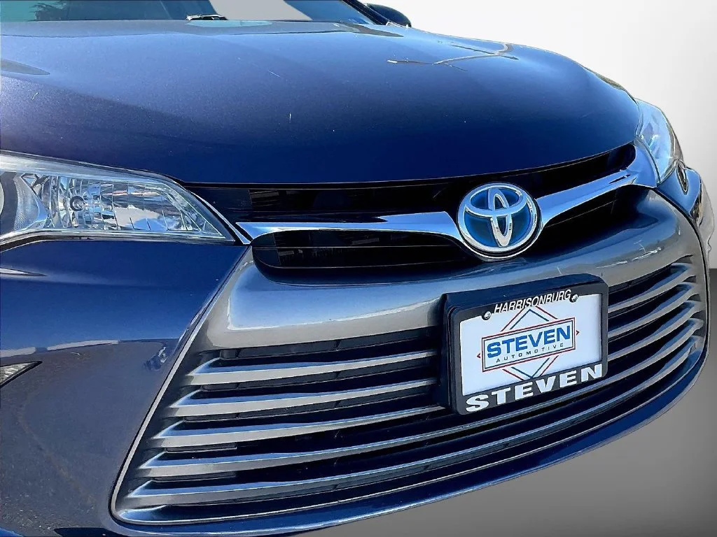 Used 2017 Beige Toyota LE image 37