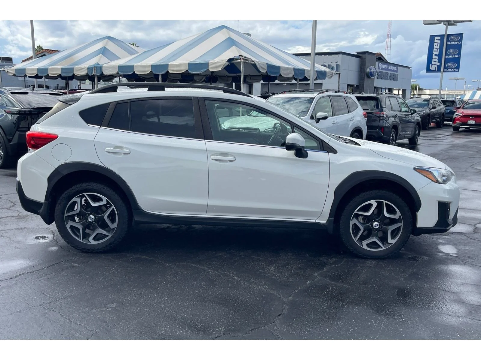 Used 2018 Crystal White Pearl Subaru Limited image 7