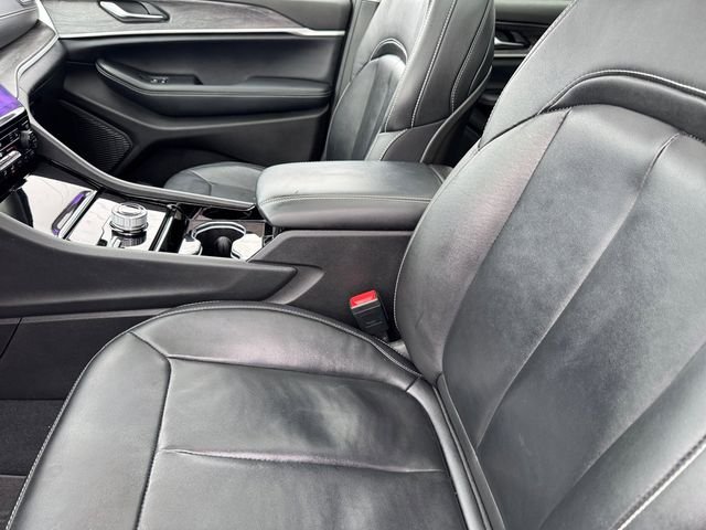 Used 2023 Gray Jeep Limited image 12