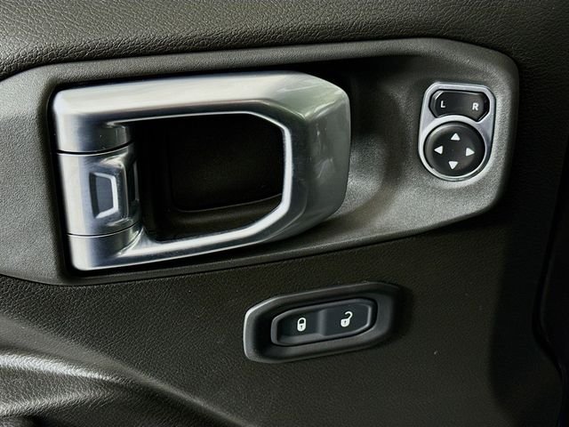 Used 2024 Gray Jeep Willys image 17