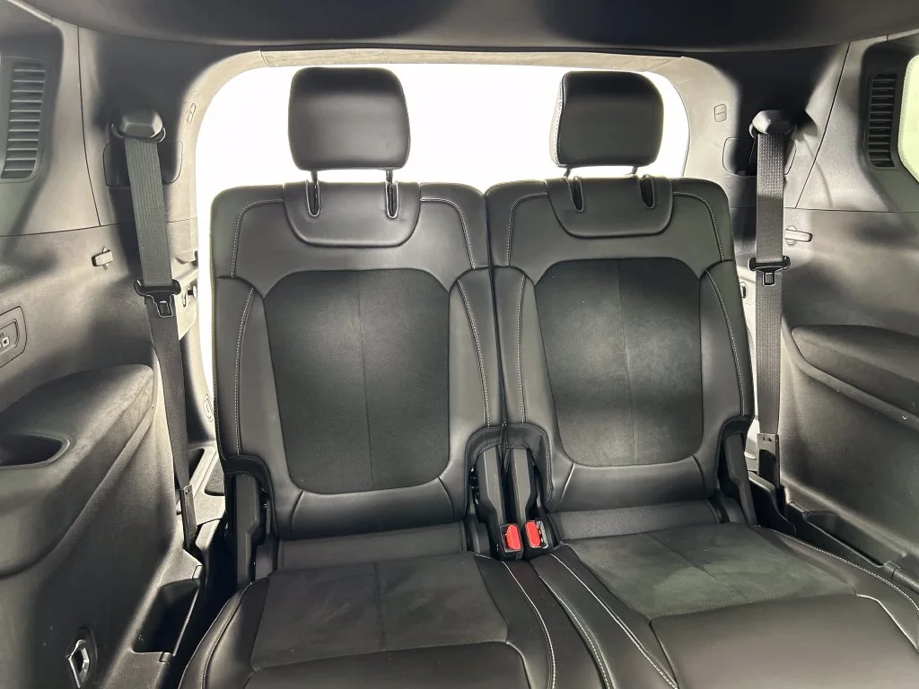 Used 2021 Silver Jeep Altitude image 20