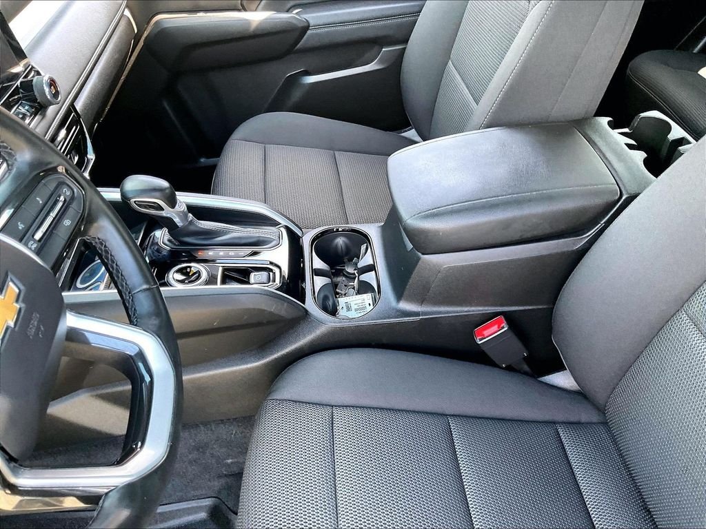 Used 2024 Gray Chevrolet LT image 20