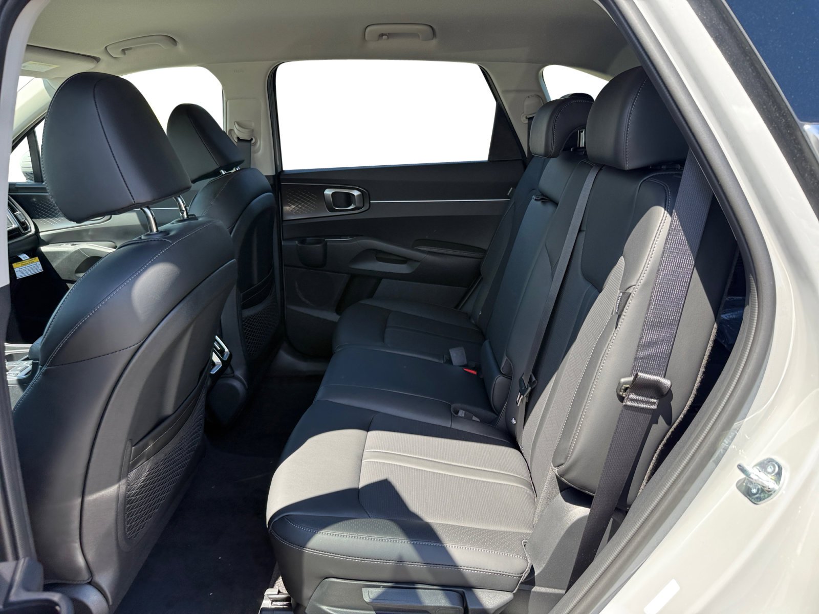 New 2026 Wolf Gray Kia EX image 16