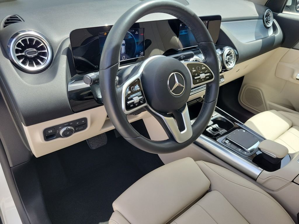 Certified Used 2023 White Mercedes-Benz GLA 250 image 20