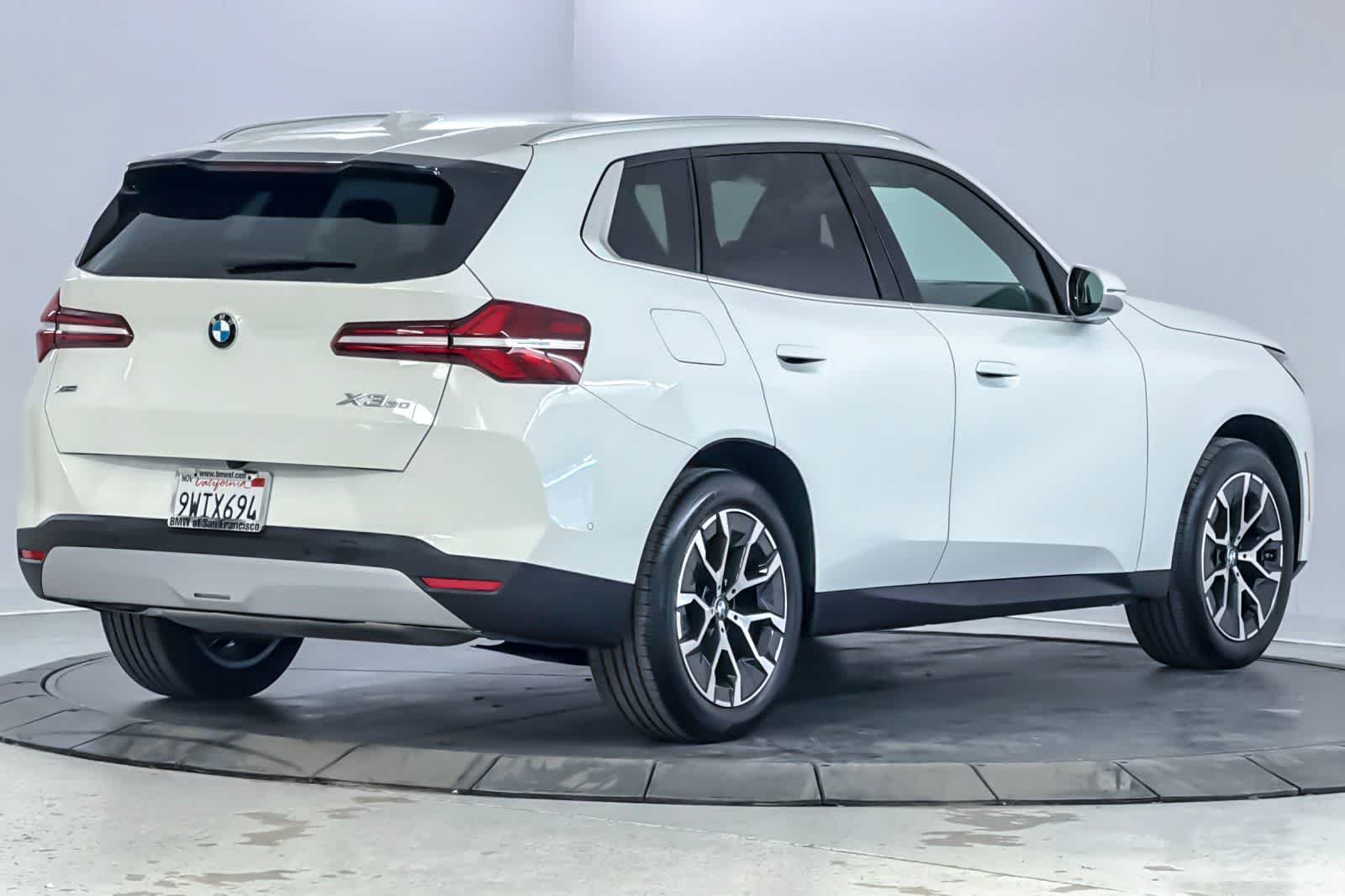 Used 2026 Alpine White BMW 30 xDrive image 2