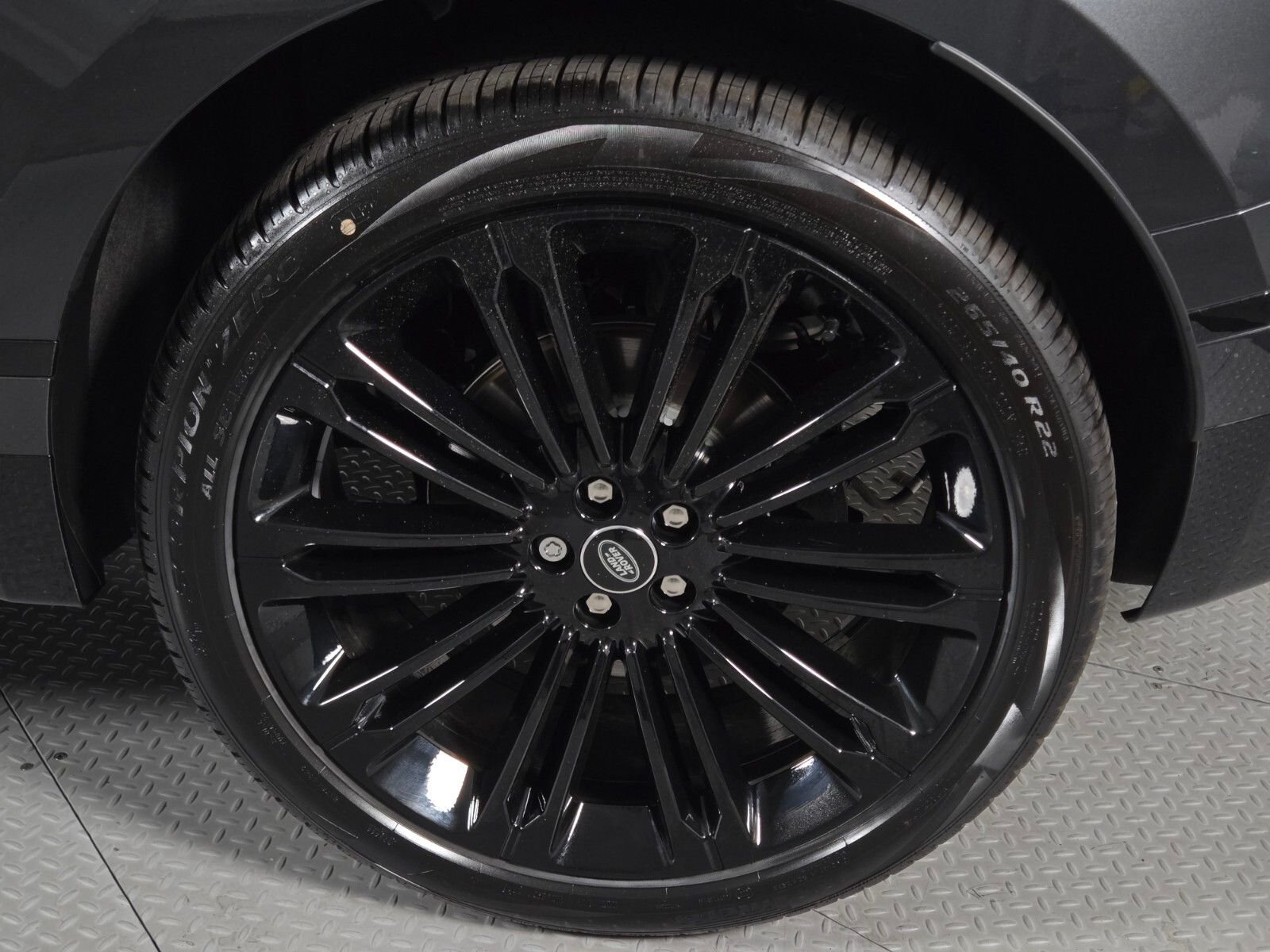 2026 Land Rover Range Rover Velar Dynamic SE - Photo 10