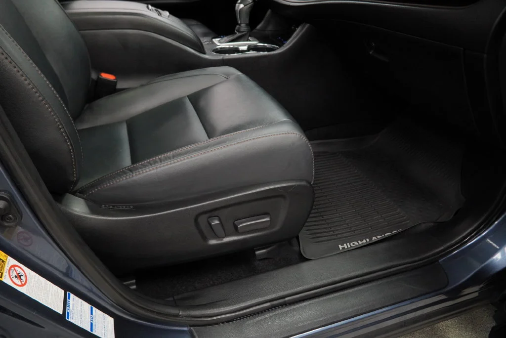 Used 2019 Blue Toyota XLE image 43