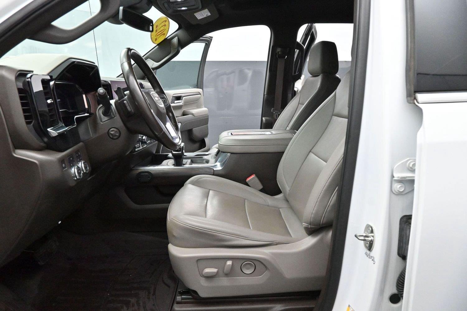 Used 2022 Summit White GMC SLT image 13