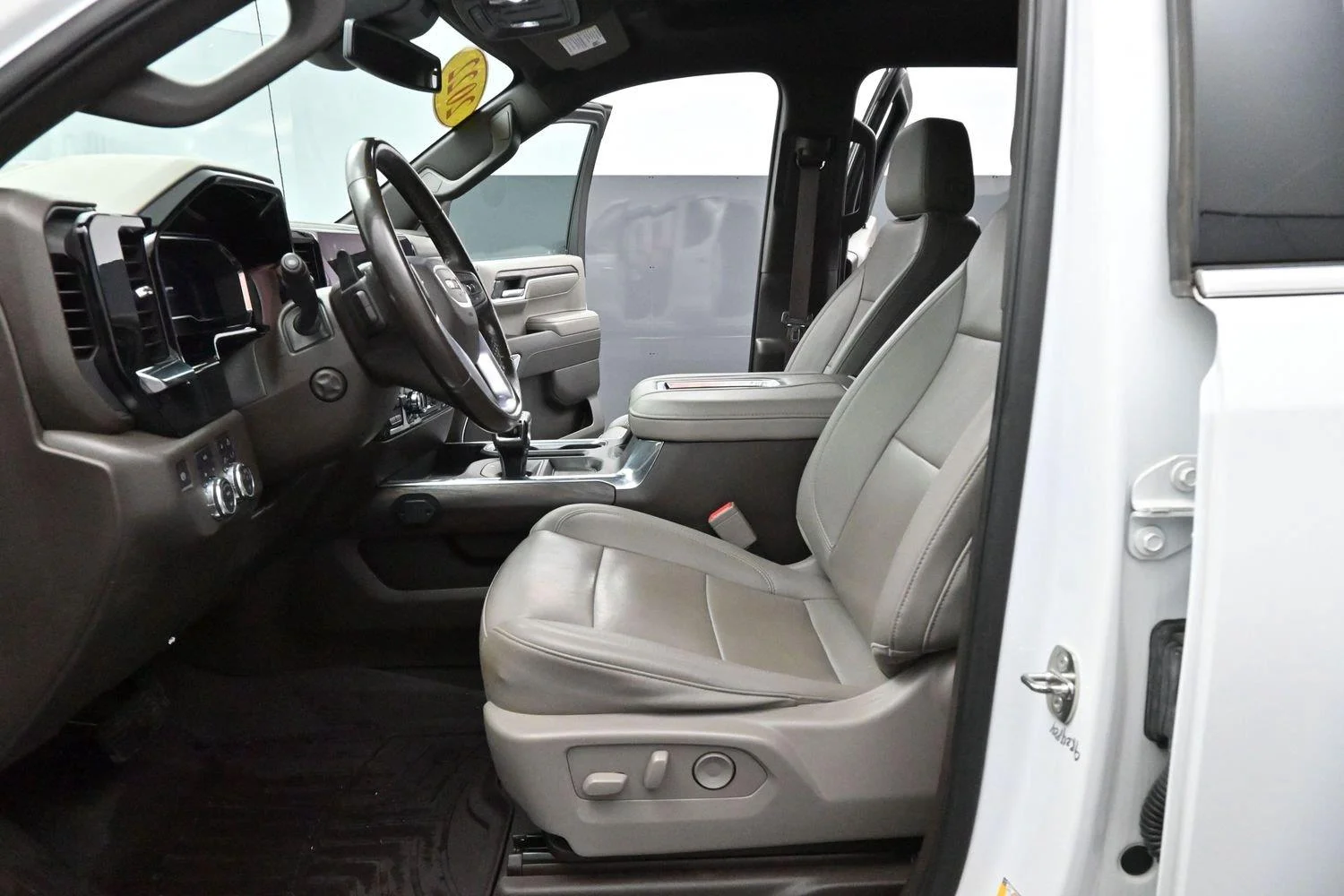 Used 2022 Summit White GMC SLT image 13