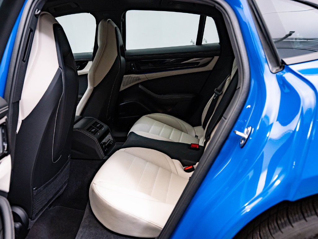 Used 2025 Lugano Blue Porsche 4 image 41