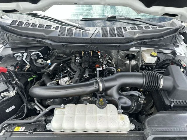 Used 2024 White Ford XLT image 19