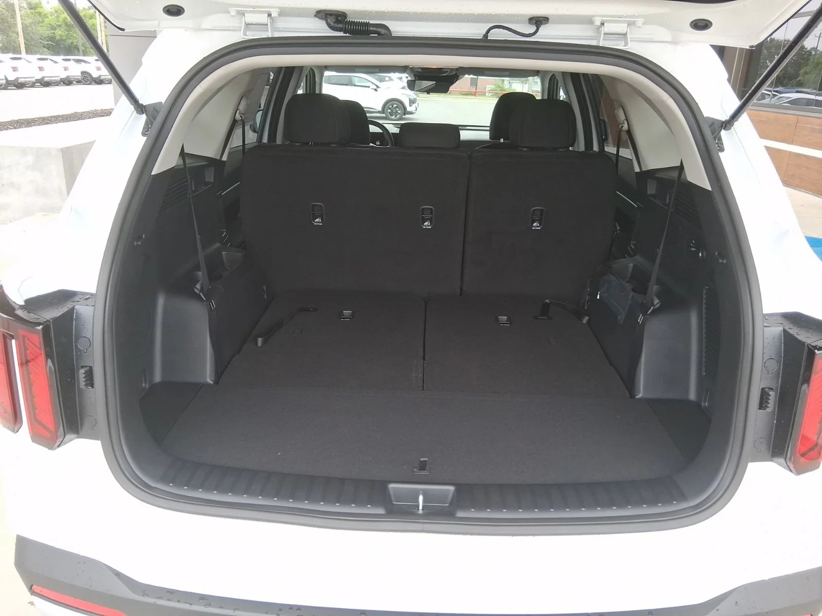 New 2026 White Kia LX image 7