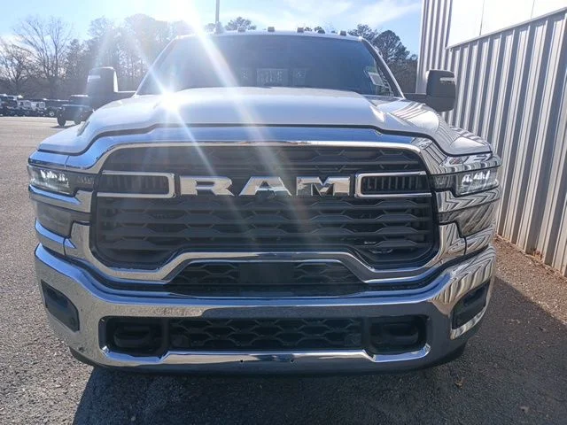 New 2026 Bright White Clear-Coat Exterior Paint RAM Tradesman image 14