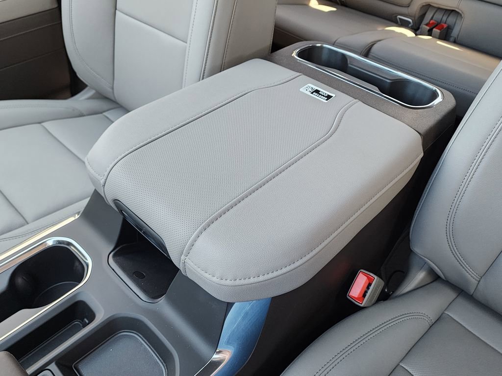 2026 GMC Sierra 1500 SLT - Photo 32