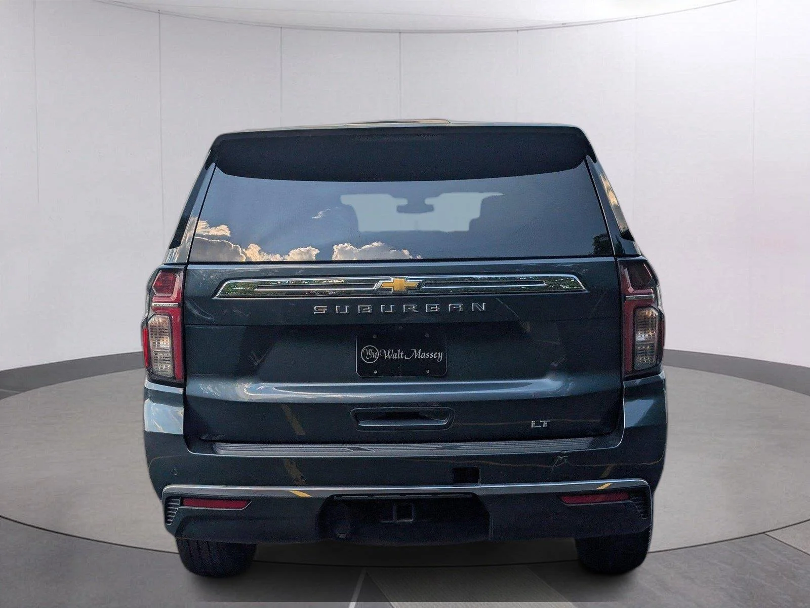 Used 2021 Shadow Gray Metallic Chevrolet LT image 4