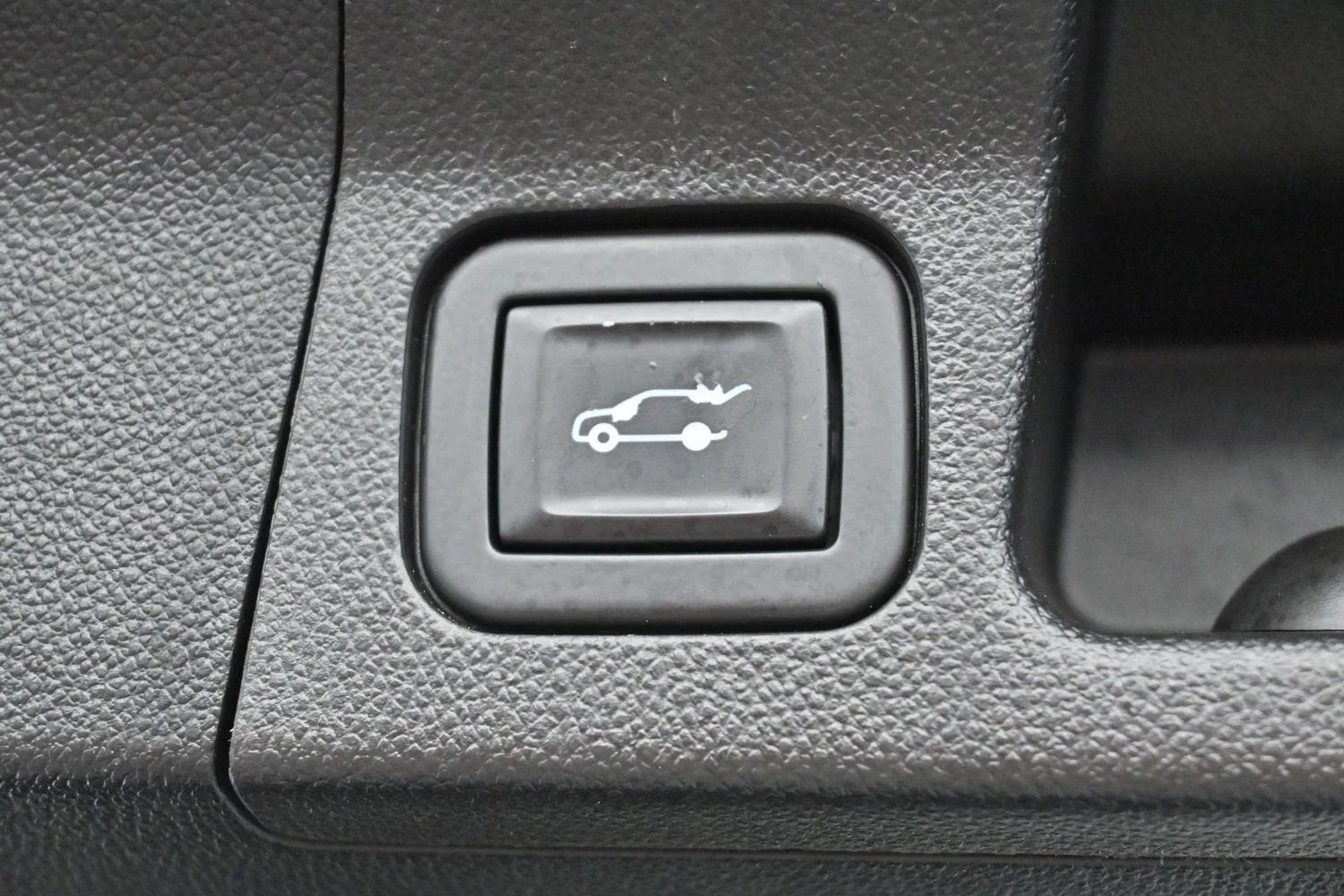 Used 2020 Quicksilver Metallic GMC SLT image 11