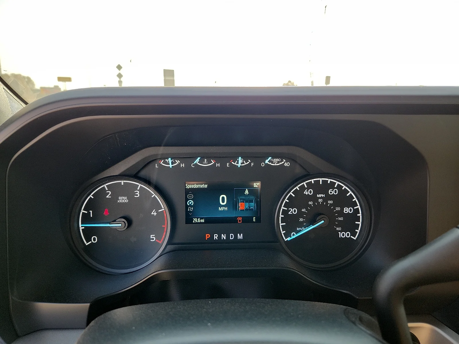New 2027 Oxford White Ford XLT image 22