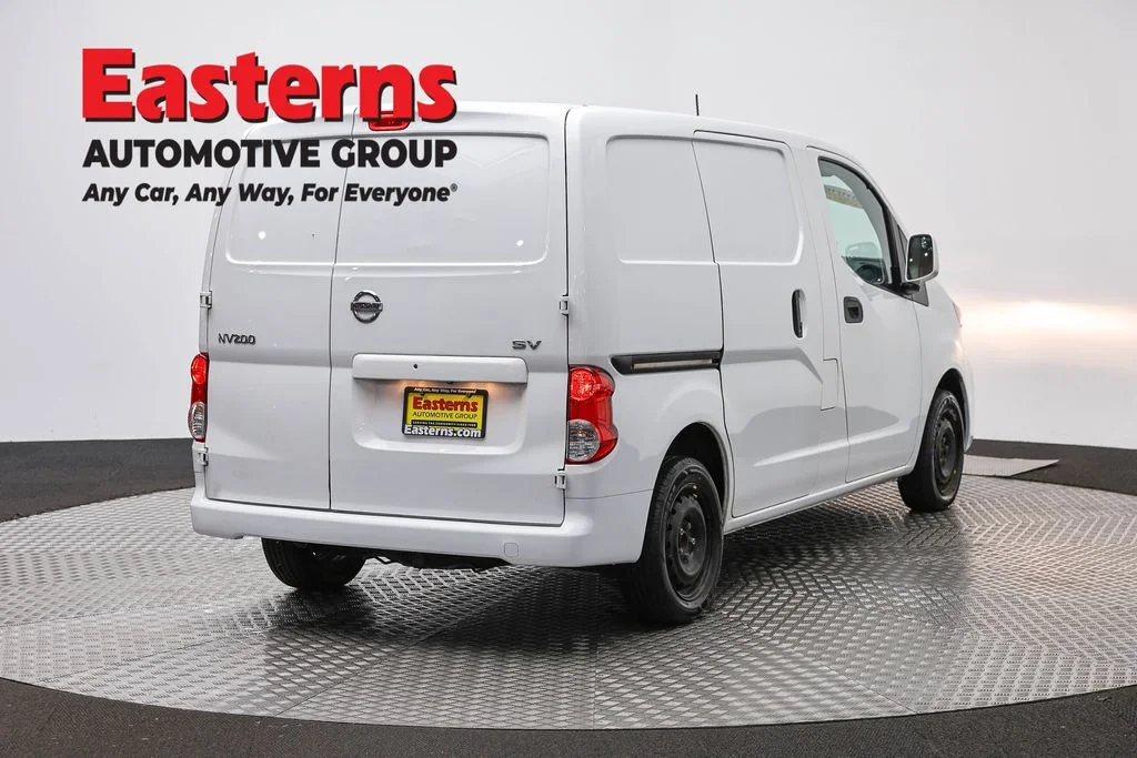 Used 2020 White Nissan SV image 5