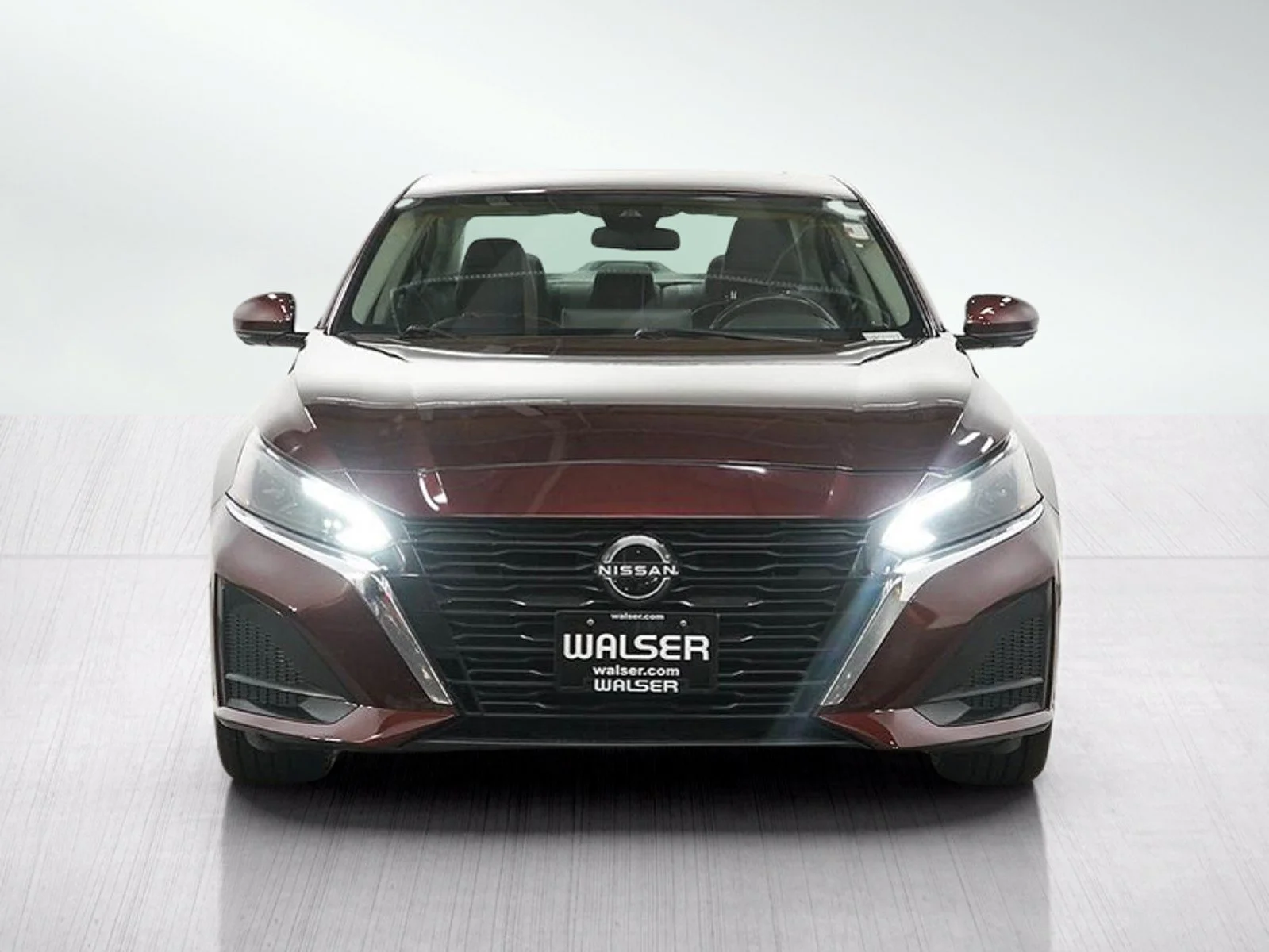 Used 2023 Garnet Pearl Metallic Nissan 2.5 SL image 8