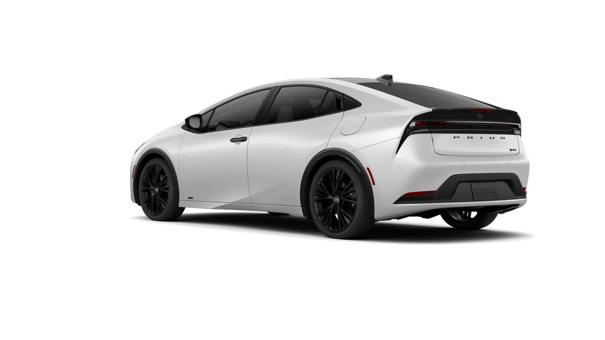 New 2026 Wind Chill Pearl Toyota Nightshade Edition AWD image 38