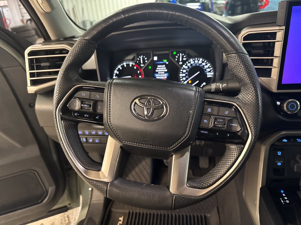Used 2024  Toyota SR5 image 19
