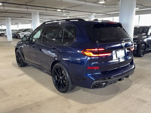 New 2027 Tanzanite Blue II Metallic BMW M60i image 5