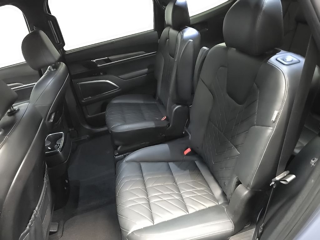 Used 2023 Silver Kia SX-Prestige X-Line image 32