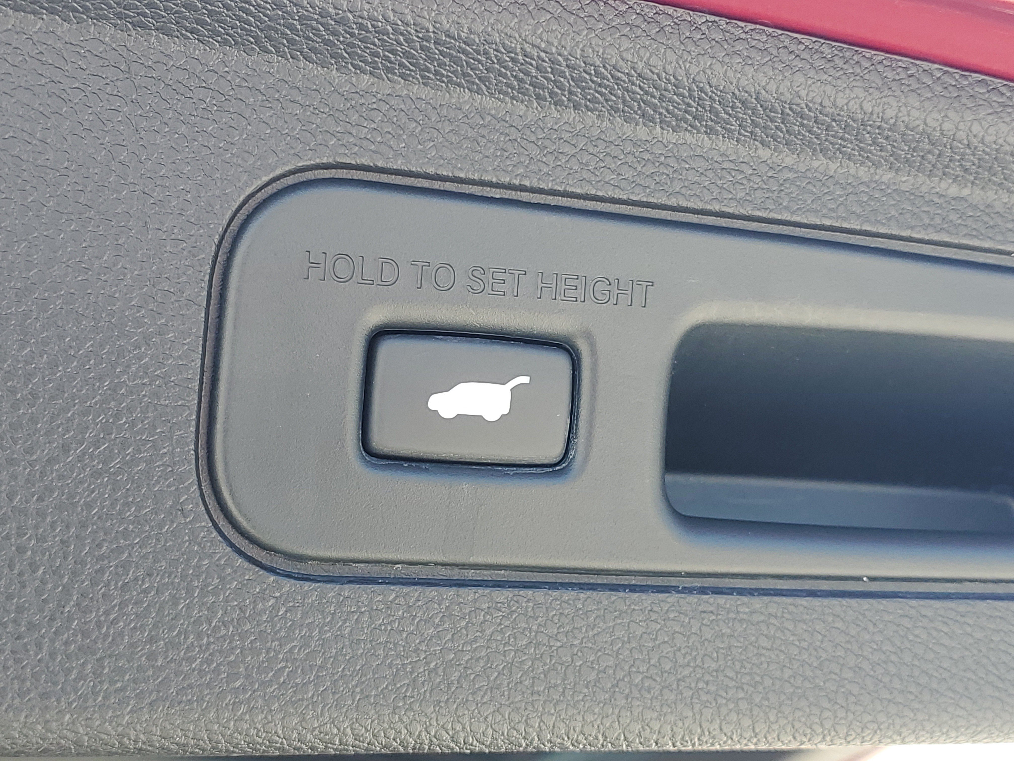 Used 2023  Honda Touring image 11