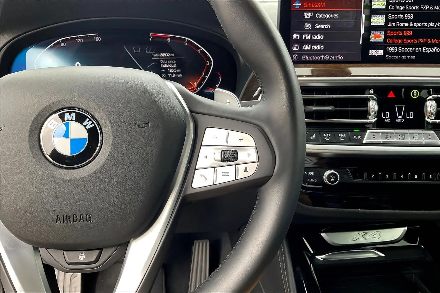 Used 2024 Alpine White BMW xDrive30i image 49