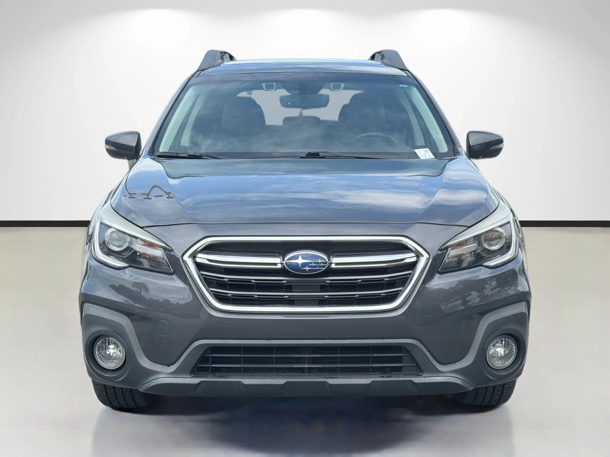 Used 2018 Magnetite Gray Metallic Subaru Limited image 5