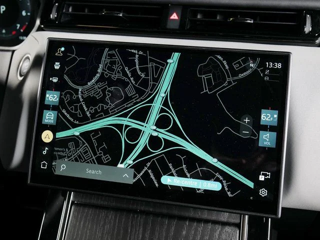 New 2026 Santorini Black Land Rover Dynamic SE image 15