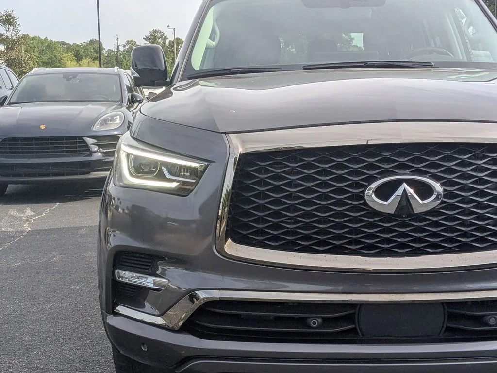 Used 2024 Gray INFINITI Premium Select image 9