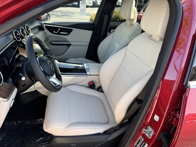 New 2027 MANUFAKTUR Patagonia Red Metallic Mercedes-Benz GLC 300 image 2