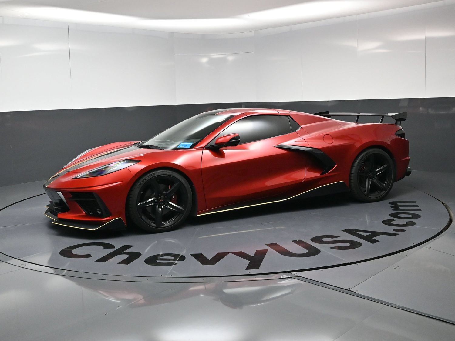 Used 2022 Red Mist Metallic Tintcoat Chevrolet 2LT image 11
