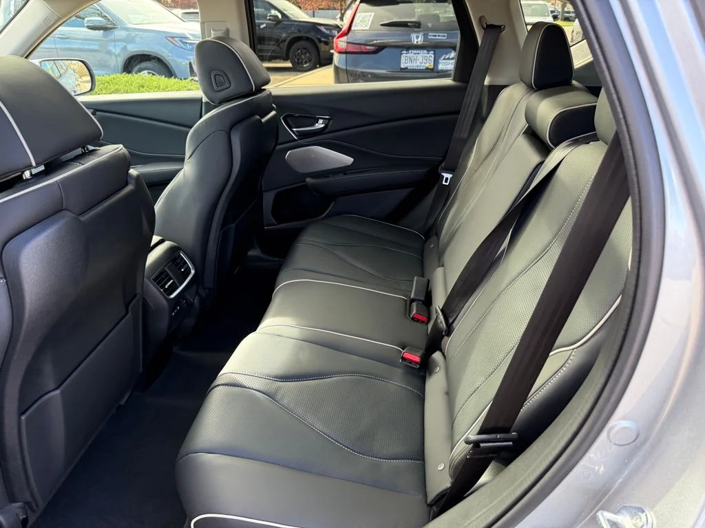 New 2026 Solar Silver Metallic Acura Advance Package image 15