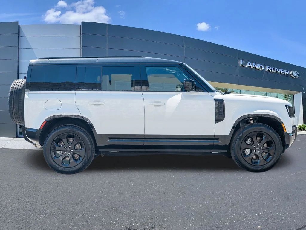 2026 Land Rover Defender X-Dynamic SE - Photo 8