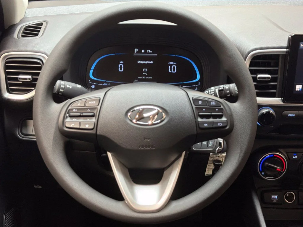 New 2026 Onyx Black Hyundai SE image 18