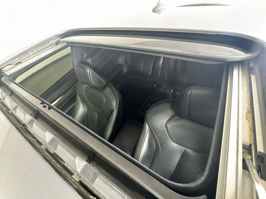 Used 2017 Gray INFINITI Red Sport 400 image 39