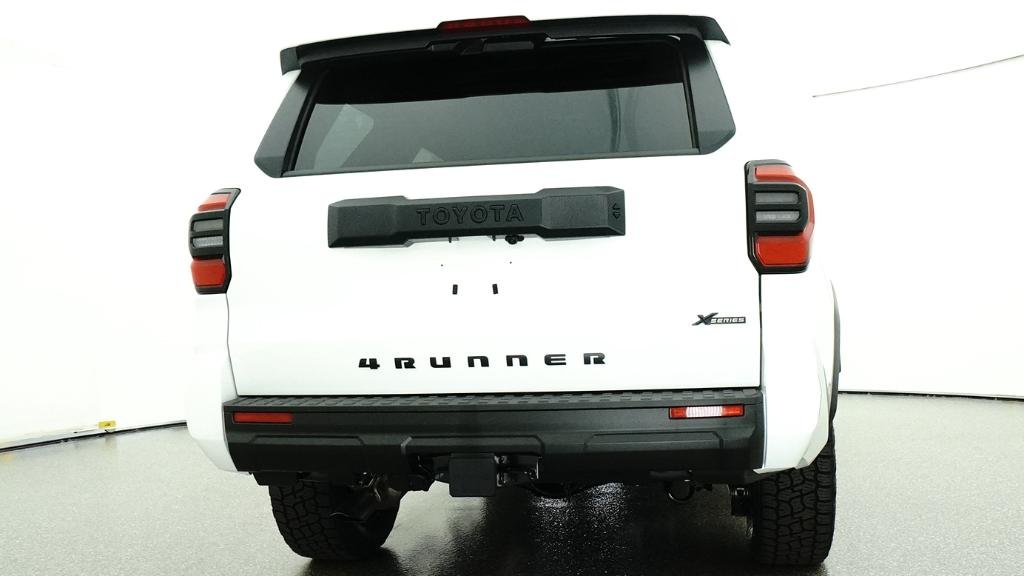 New 2026 Ice Cap Toyota SR5 image 10