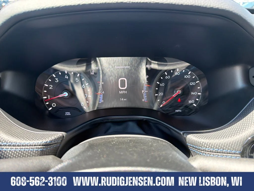 New 2026 Hydro Blue Pearlcoat Jeep Latitude image 15