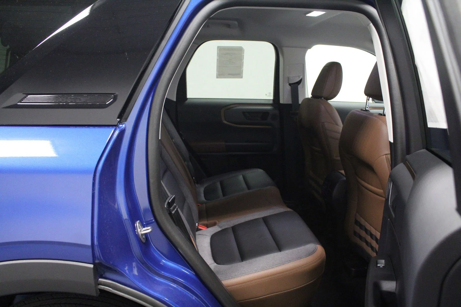 Used 2024 Atlas Blue Metallic Ford Outer Banks image 15