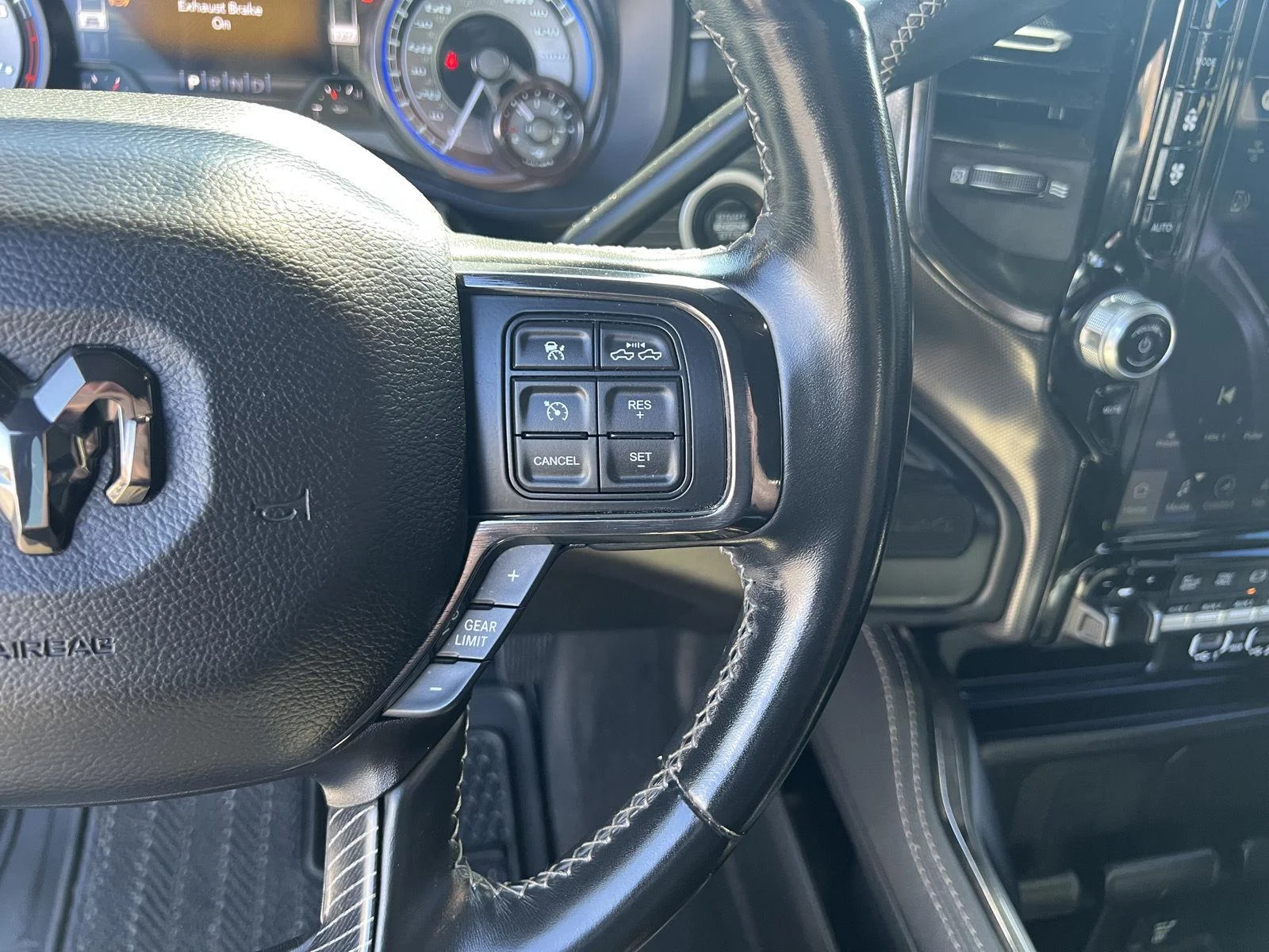 Photo 19