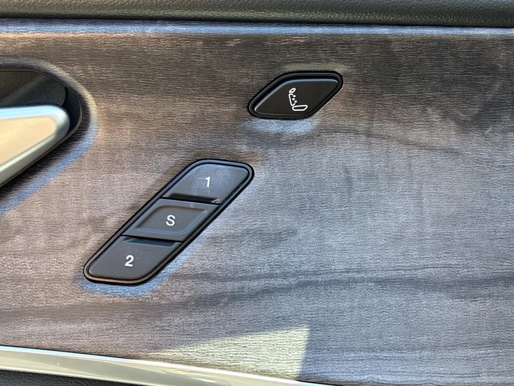 Used 2023 White Jeep Overland 4xe image 25
