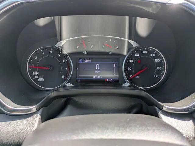 Used 2022 Blue Glow Metallic Chevrolet 2LT image 29